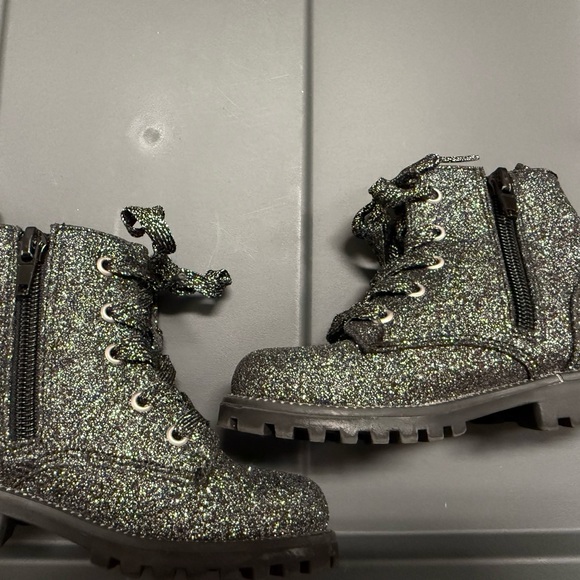 Cynthia Rowley Black Glitter Boots - Picture 3 of 4